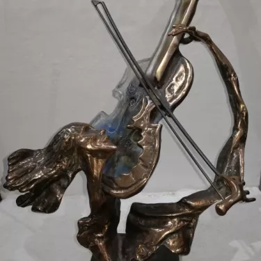 Sculpture - Bronze et Pâte de Verre  - Intitulée  Le Violoniste  (44)