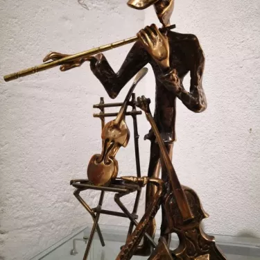 Sculpture - Bronze  - Intitulée  Le Musicien - Flûte, Violon, Contrebasse- Saxophone  (45) 