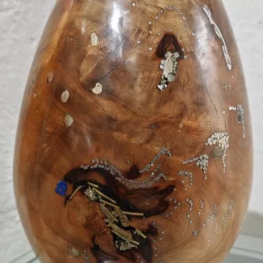 NOYER - Oeuf en Bois Précieux -Intitulé  L'Envolée  - Création de Killian Atelier BRIZEPIERRE ébéniste d'Art -