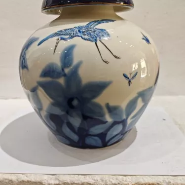 Camille THARAUD (1878-1956) Limoges. Modèle Amarante. Forme Henri RAPIN. Vase en Porcelaine Réf 191-1