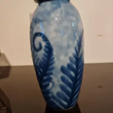 Camille THARAUD (1878-1956) Limoges. Vase Ovoïde à Col Ourlé  en Porcelaine Réf 247