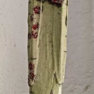  Sculpture, en céramique émaillée, dans la Technique Japonaise du RAKU. Intitulée  Geïsha - Eventail - Vert Pâle  Réf 18-I-2
