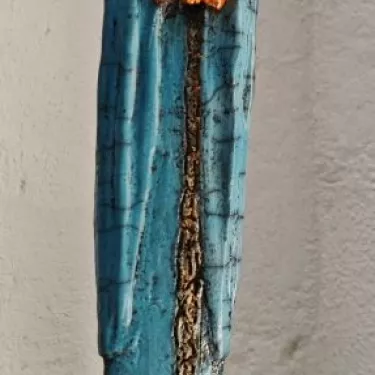  Sculpture, en céramique émaillée, dans la Technique Japonaise du RAKU. Intitulée  Geïsha - Bleue Orangée  Réf 18-I-3
