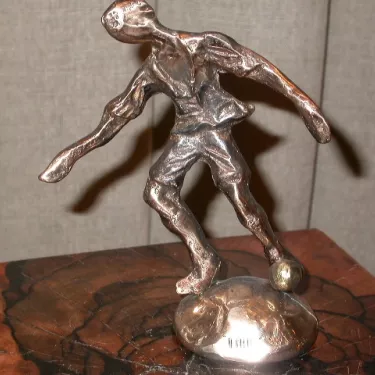 Sculpture - Bronze - Intitulée Footballeur (15)