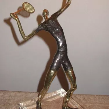 Sculpture en Bronze sur socle plexi - Intitulée Tennisman (12)