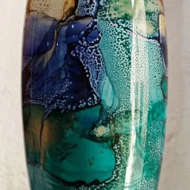 Cristal Glass by Sylvie Montagnon, entitled ‘MANGO’.Réf 43